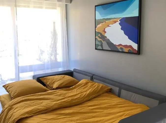 Appartement rénové en duplex à proximité du centre
